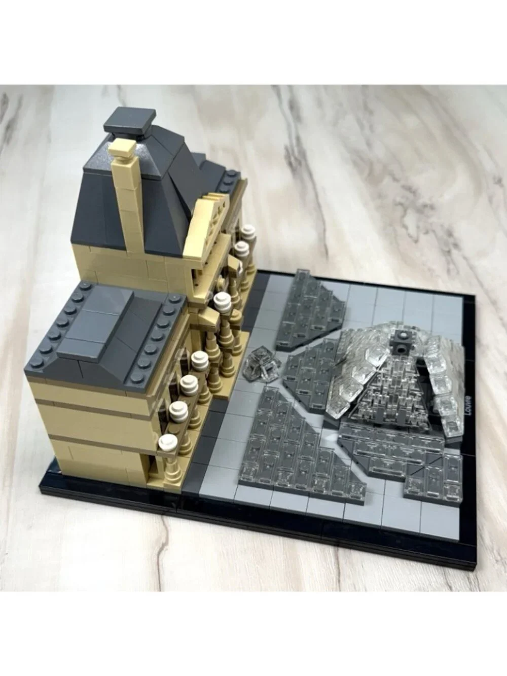 2015 LEGO Architecture Louvre 21024 Building Set INCOMPLETE Missing 28 Pieces